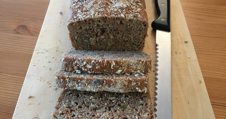 Dinkelvollkorn-Körner-Brot